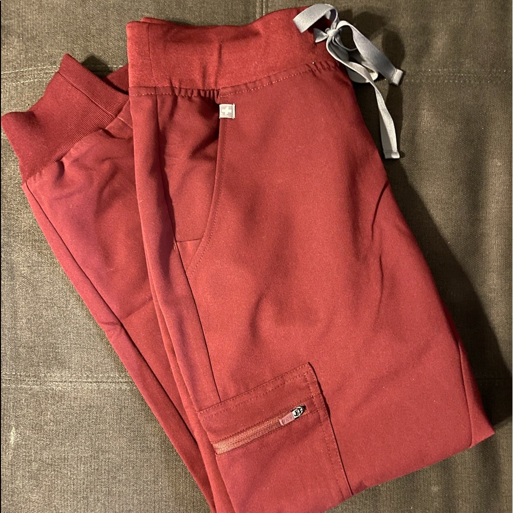 Figs XS Petite Burgundy Zamora Joggers